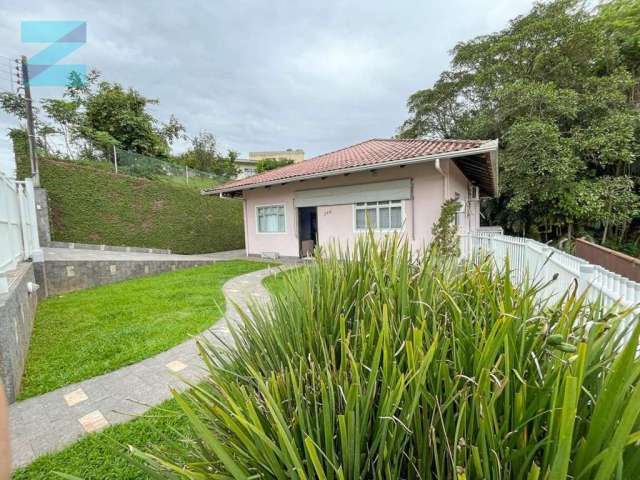 Casa com 3 quartos à venda no Velha, Blumenau , 170 m2 por R$ 650.000