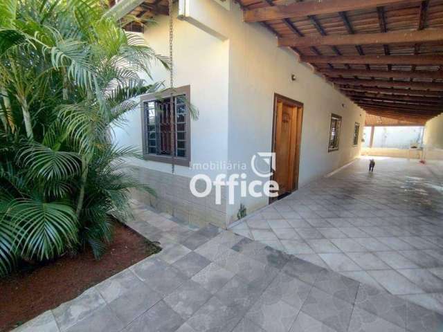 Casa com 3 dormitórios à venda, 180 m² por R$ 480.000,00 - Jardim das Oliveiras - Anápolis/GO