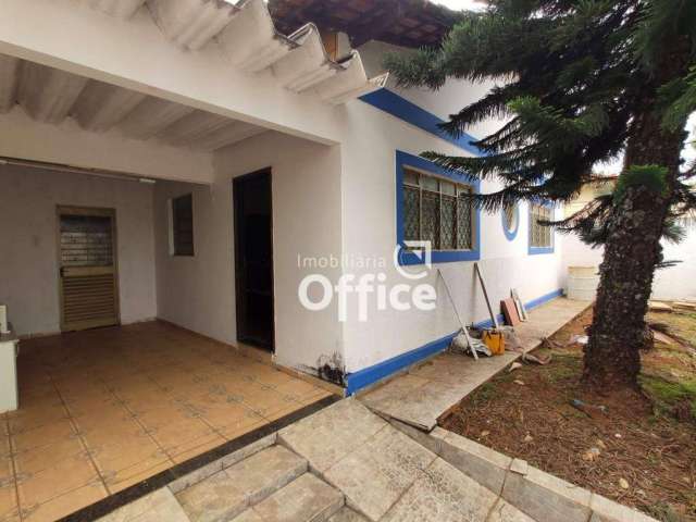 Casa com 3 dormitórios à venda, 200 m² por R$ 550.000,00 - Cidade Jardim - Anápolis/GO