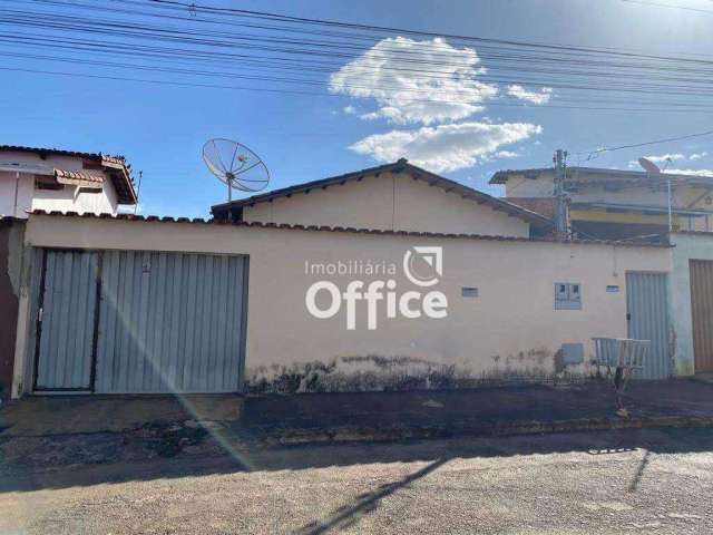 Casa com 3 dormitórios à venda, 250 m² por R$ 900.000,00 - Setor Bougainville - Anápolis/GO