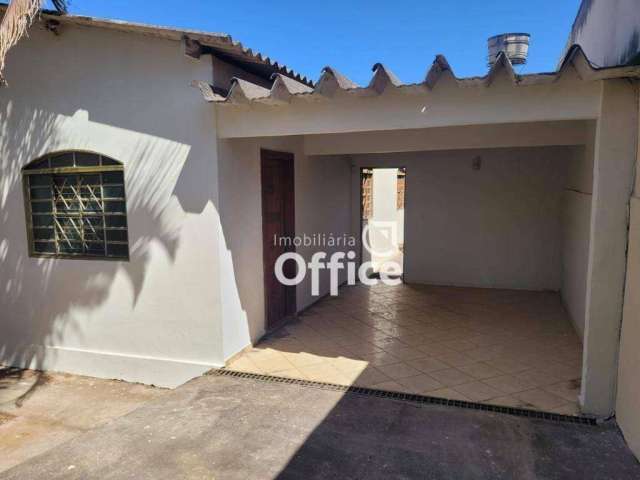 Casa com 3 dormitórios à venda, 110 m² por R$ 360.000,00 - São Carlos - Anápolis/GO