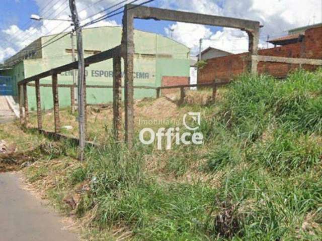 Excelente Lote de esquina no Bairro Dom Pedro II