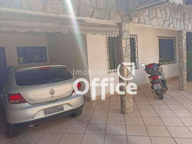 Casa com 3 dormitórios à venda, 225 m² por R$ 500.000,00 - Jardim Ana Paula - Anápolis/GO