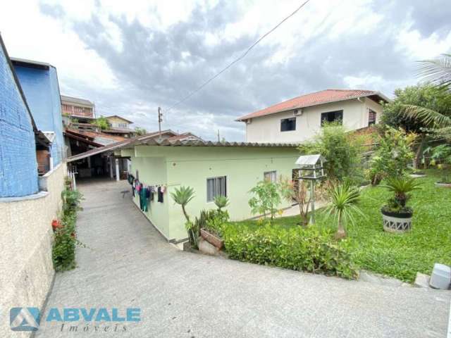 Casa com 3 quartos à venda no Itoupava Norte, Blumenau , 255 m2 por R$ 600.000