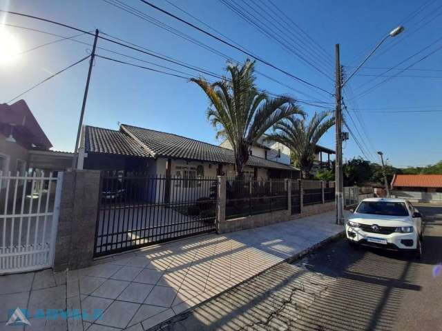 Casa com 3 quartos à venda em Água Verde, Blumenau , 270 m2 por R$ 1.180.000