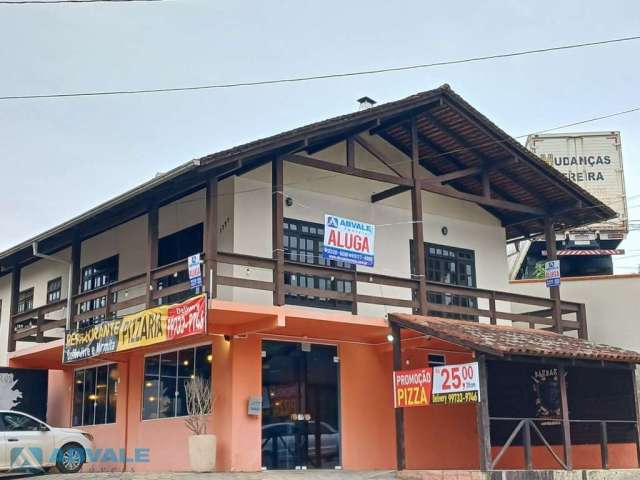 Casa comercial com 3 salas para alugar na Rua Frei Estanislau Schaette, 1777, Água Verde, Blumenau, 180 m2 por R$ 2.600