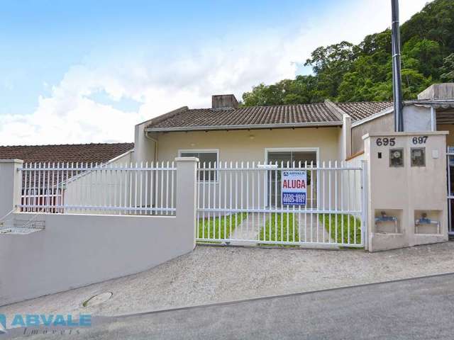 Casa com 2 quartos para alugar na Rua José Seibt, 695, Velha Central, Blumenau, 85 m2 por R$ 1.850