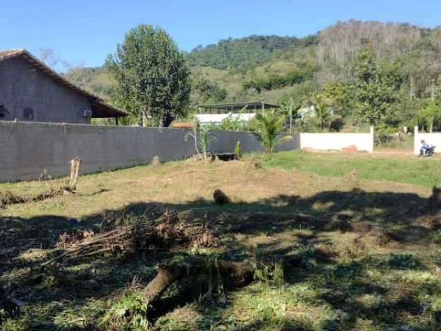 Terreno à venda na Rodovia Rio-Friburgo, Cadetes Fabres, Guapimirim por R$ 129.000