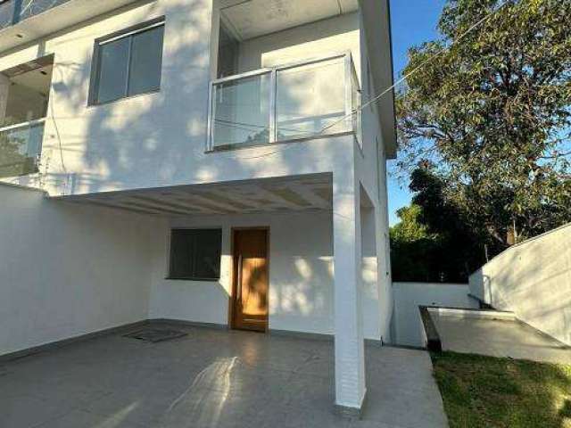 Casa para venda tem 130 metros quadrados com 3 quartos em Santa Amélia - Belo Horizonte - MG