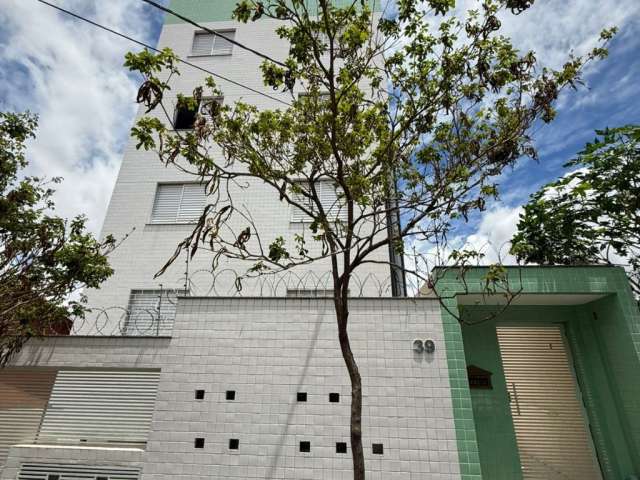 Excelente Cobertura no bairro Heliópolis, Oportunidade.