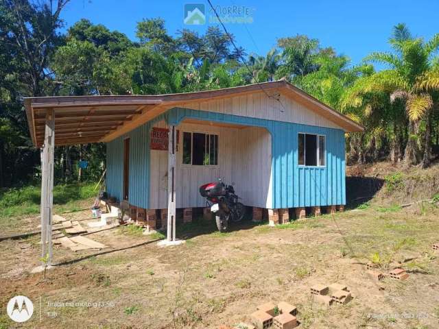 Chácara com Chalé em Madeira de 69 m² em terreno de 1.085,84m² Morretes- PR