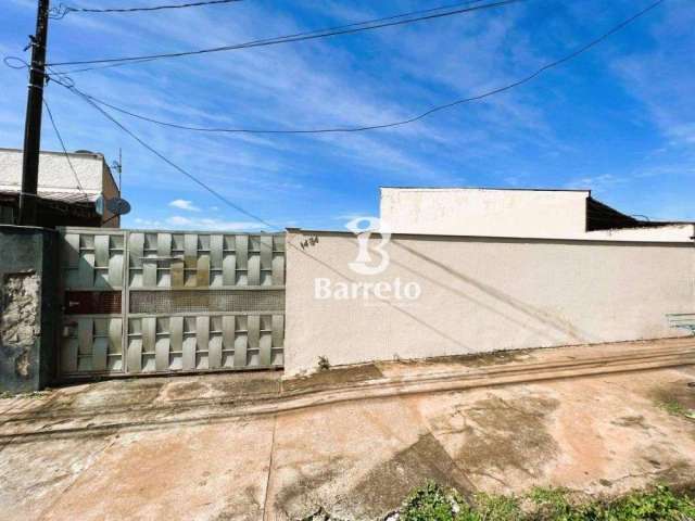 Casa com 3 dormitórios à venda, 278 m² por R$ 350.000 - Vila Casoni - Londrina/PR