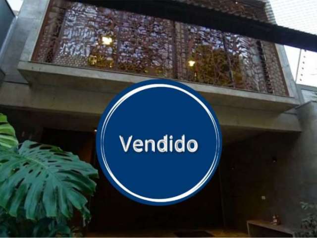 VENDA | Sobrado, com 3 quartos em Jardim Iguaçú, Maringá