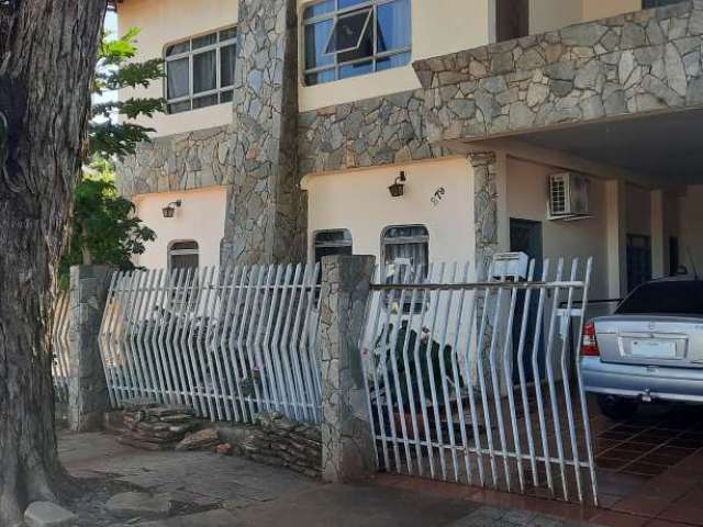 VENDA | Casa, com 5 dormitórios em Vila Nova, Maringá