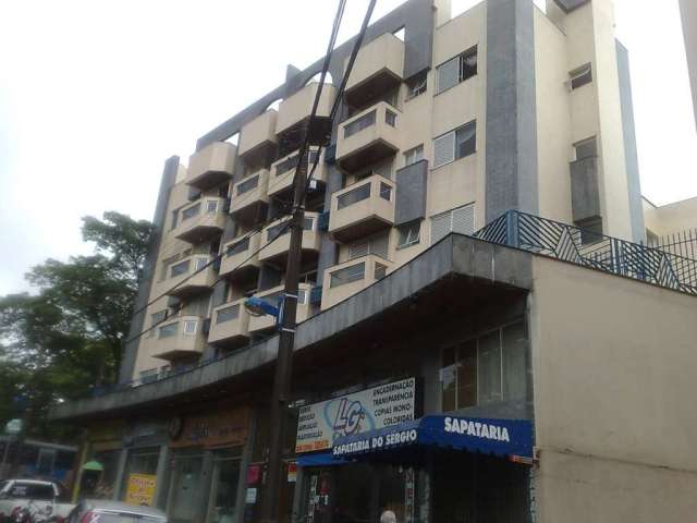 VENDA | Apartamento, com 4 dormitórios em ZONA 04, Maringa