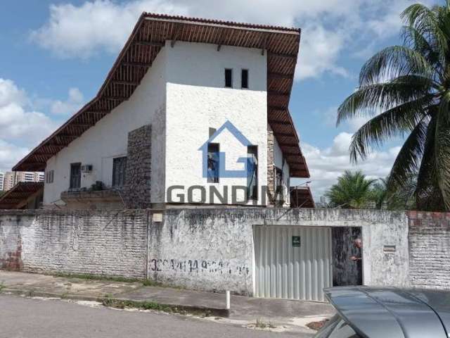 Casa com 4 quartos à venda na Rua Glaura Arruda Alcântara, 1, de Lourdes, Fortaleza por R$ 3.800.000