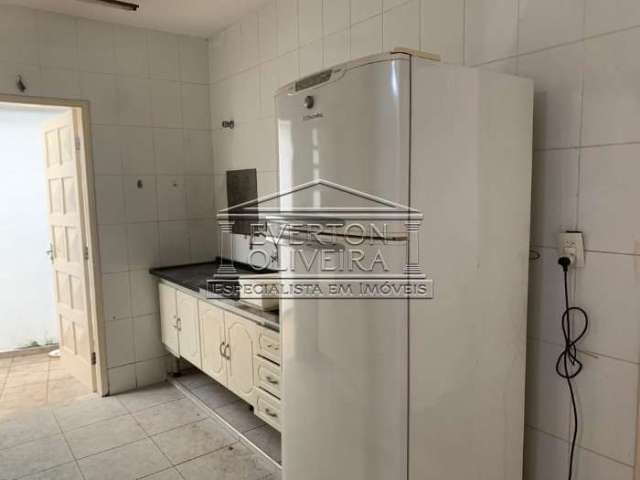 Casa com 3 quartos à venda no Jardim Siesta, Jacareí  por R$ 430.000