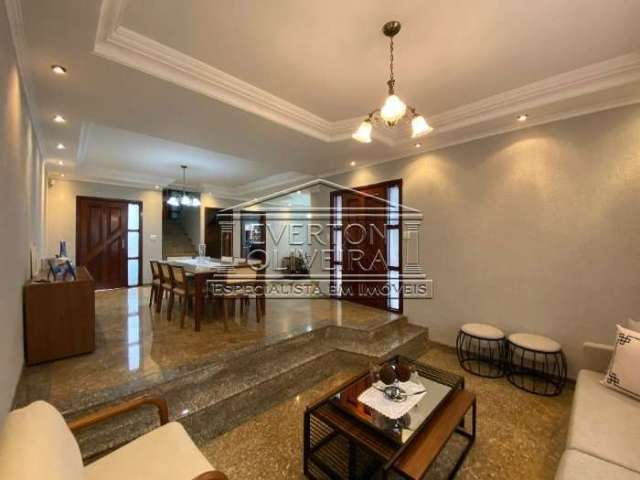 Casa com 4 quartos à venda no Jardim Santa Maria, Jacareí  por R$ 1.350.000