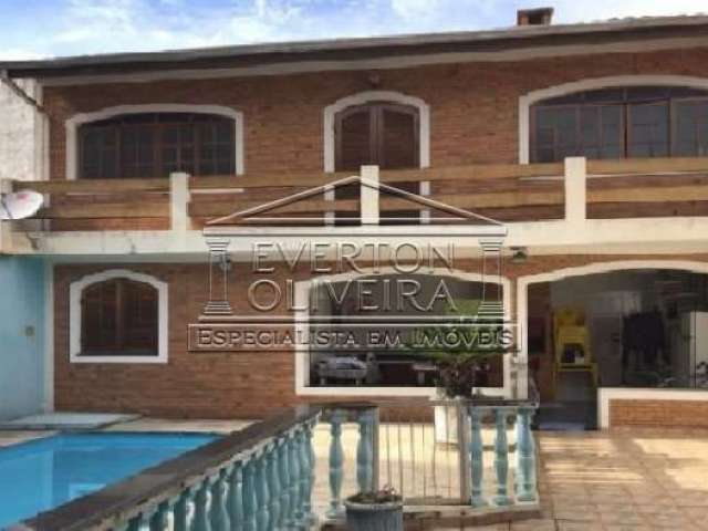 Casa com 3 quartos à venda no Jardim Flórida, Jacareí  por R$ 750.000