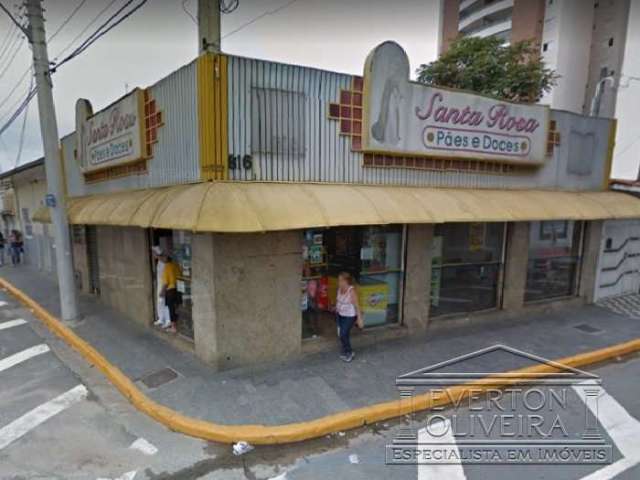 Ponto comercial à venda no Centro, Jacareí  por R$ 1.600.000