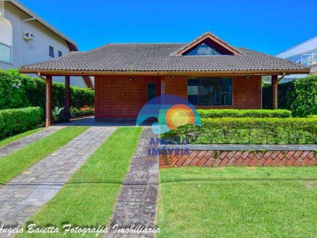 Casa com 3 dormitórios à venda, 224 m² por R$ 1.000.000,00 - Bougainvillee II - Peruíbe/SP