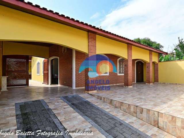 Casa com 3 dormitórios à venda, 150 m² por R$ 500.000,00 - Balneário Florida - Peruíbe/SP