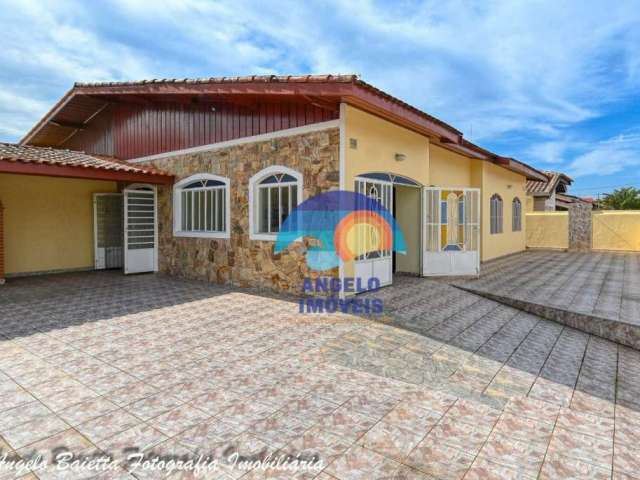 Casa com 3 dormitórios à venda, 97 m² por R$ 390.000,00 - Balneário Florida - Peruíbe/SP