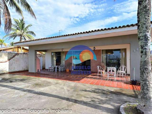 Casa frente mar com 3 dormitórios à venda, 308 m² por R$ 1.350.000 - Balneário Florida - Peruíbe/SP