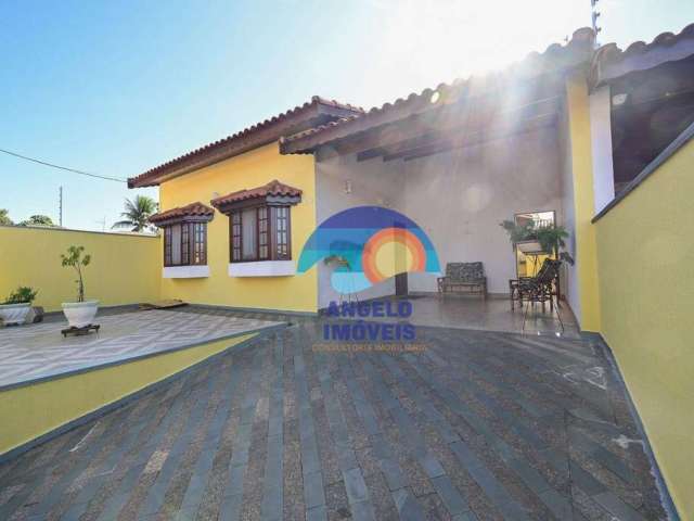 Casa com 3 dormitórios à venda, 132 m² por R$ 600.000,00 - Balneário Três Marias - Peruíbe/SP