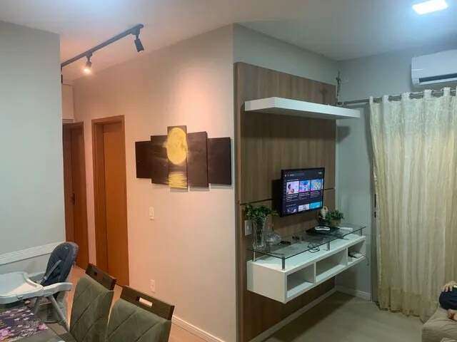 Apartamento à venda, 3 quartos, 1 suíte, JARDIM HOLANDA - Uberlândia/MG