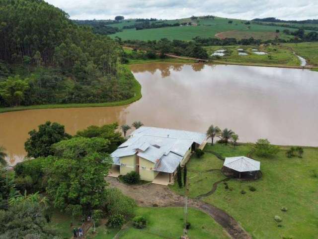 Fazenda Excepcional em Bela Vista-GO: Um Paraíso Rural a Apenas 1km do Asfalto!