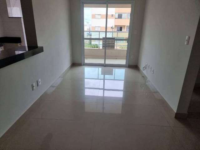 Apartamento à venda, 2 quartos, 1 suíte, 2 vagas, Santa Mônica - Uberlândia/MG