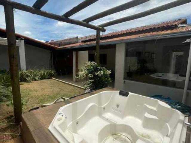 Casa à venda, 3 quartos, 1 suíte, 3 vagas, JARDIM EUROPA - Uberlândia/MG