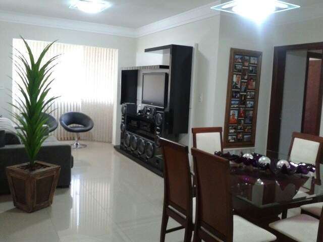 Apartamento à venda, 3 quartos, 1 suíte, 2 vagas, Santa Mônica - Uberlândia/MG