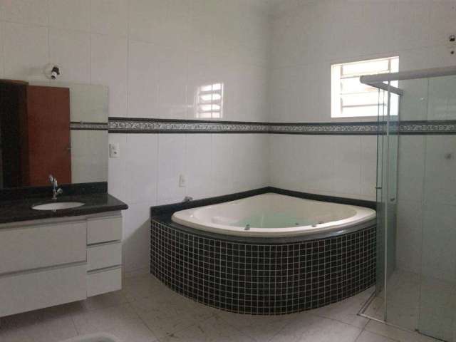 Casa à venda, 3 quartos, 1 suíte, 3 vagas, SANTA ROSA - Uberlândia/MG