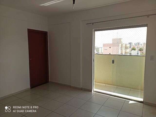 Excelente Apartamento no Bairro Santa Mônica