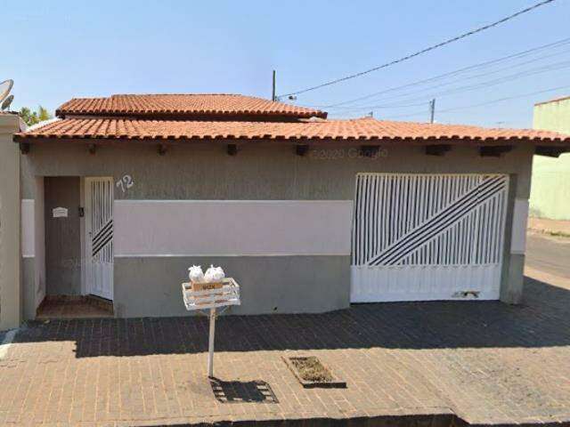 Casa à venda, 3 quartos, 1 suíte, 3 vagas, JARDIM BRASILIA - Uberlândia/MG