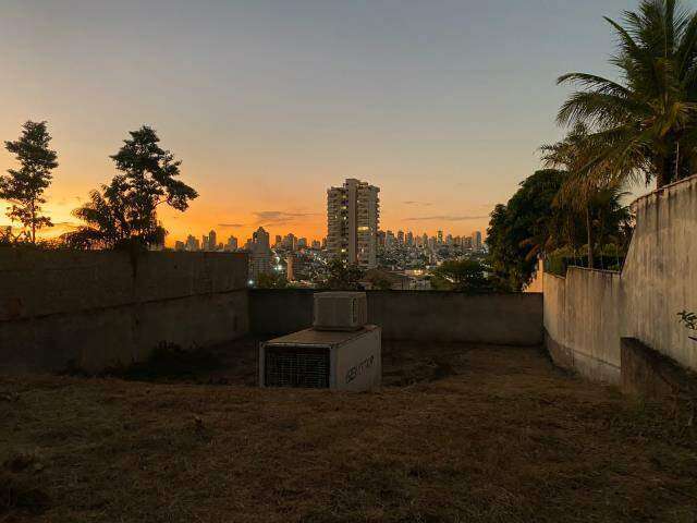 Casa à venda, 4 quartos, 4 suítes, 4 vagas, MORADA DA COLINA - Uberlândia/MG