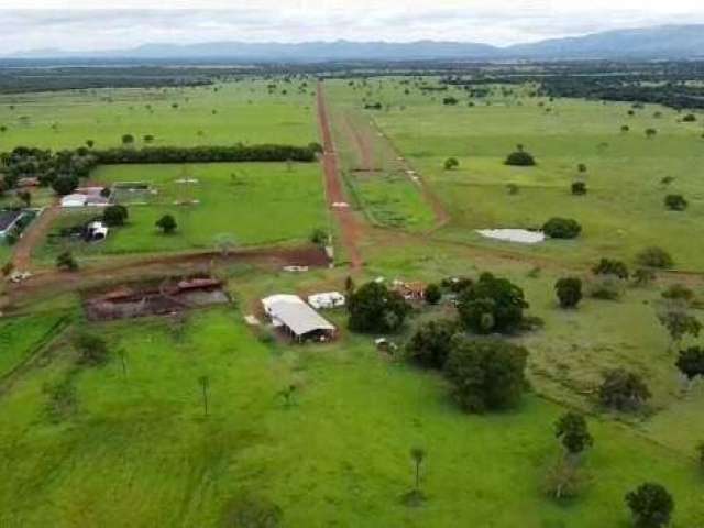 Ótima fazenda á venda de porteira fechada ou aberta em Formosa-GO