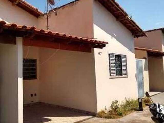 Casa à venda, 2 quartos, 1 vaga, JARDIM HOLANDA - Uberlândia/MG