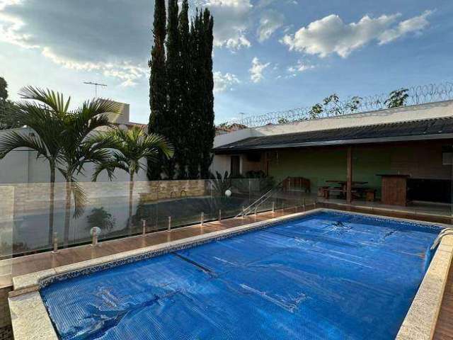 Casa à venda, 4 quartos, 2 suítes, 3 vagas, CIDADE JARDIM - Uberlândia/MG