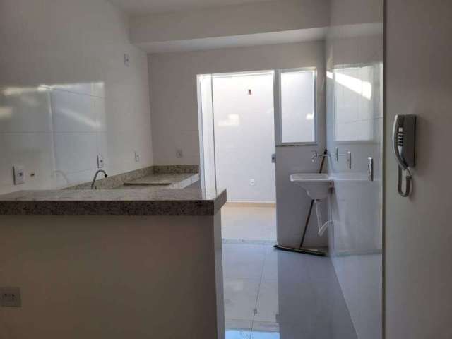 Apartamento à venda, 2 quartos, 1 suíte, Santa Mônica - Uberlândia/MG