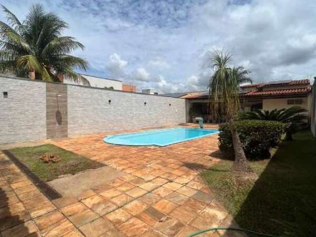 Casa à venda, 3 quartos, 2 suítes, 4 vagas, CIDADE JARDIM - Uberlândia/MG