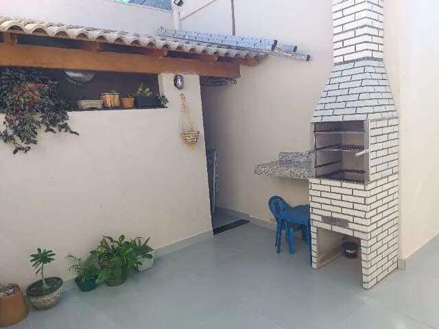 Casa à venda, 2 quartos, 2 vagas, JARDIM HOLANDA - Uberlândia/MG