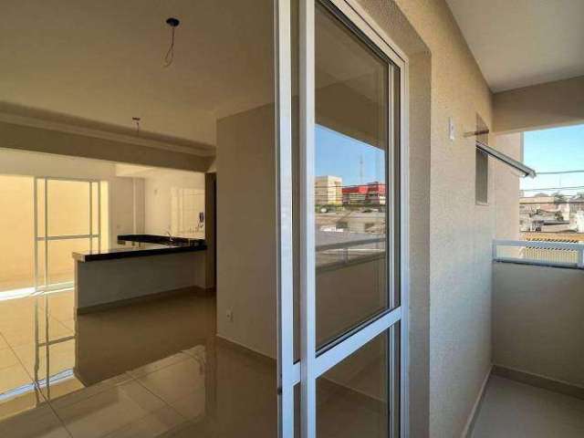 Apartamento à venda, 2 quartos, 1 suíte, 1 vaga, Santa Mônica - Uberlândia/MG