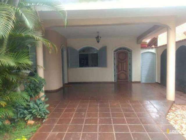 Casa à venda, 3 quartos, 1 suíte, 2 vagas, COPACABANA - Uberlândia/MG