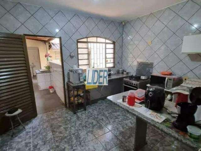 Casa à venda, 3 quartos, 2 vagas, Tibery - Uberlândia/MG