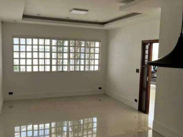 Casa à venda, 3 quartos, 1 suíte, 4 vagas, Vigilato Pereira - Uberlândia/MG