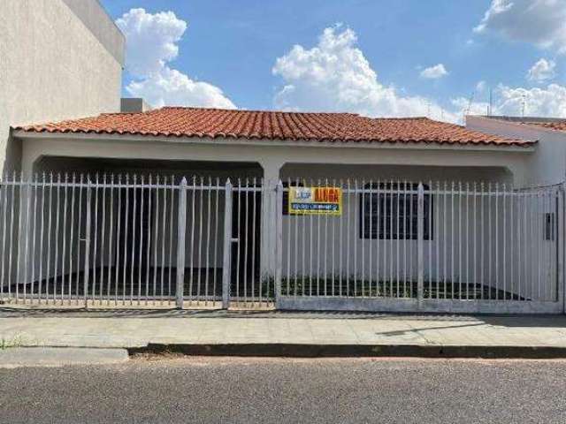 Casa para aluguel, 3 quartos, 1 suíte, 2 vagas, Brasil - Uberlândia/MG