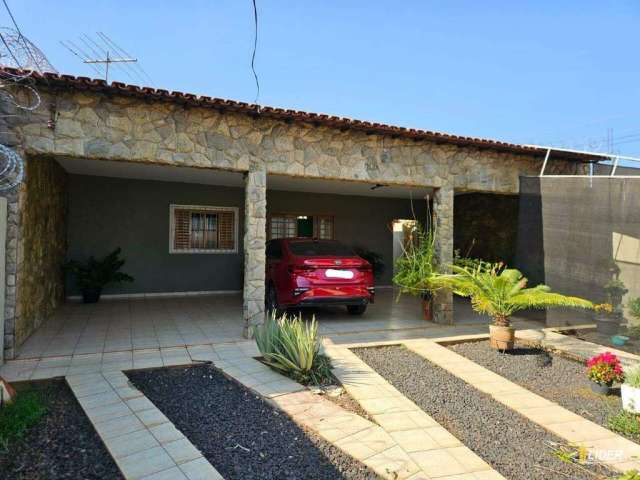 Casa para aluguel, 3 quartos, 2 vagas, MARTA HELENA - Uberlândia/MG